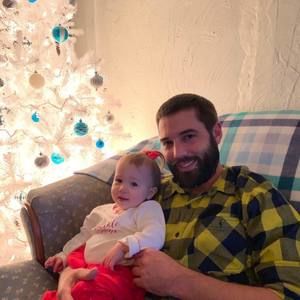 Meet your Posher, Dennis